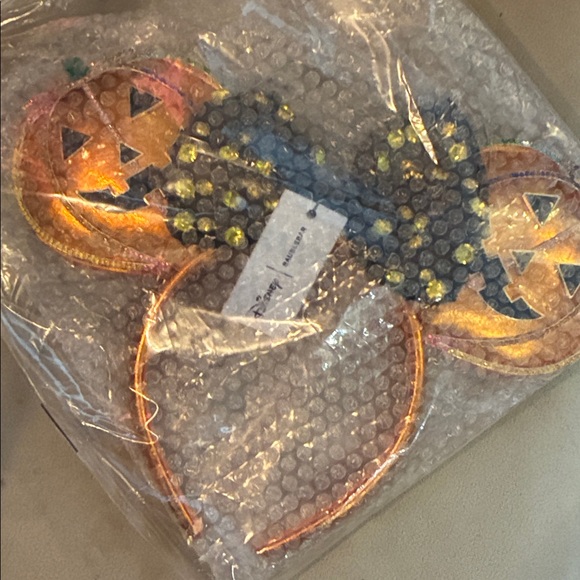 24HR DROP ⬇️ BaubleBar X Disney pumpkin rhinestone Minnie ears